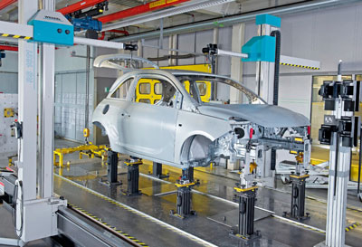 Karoseria Opel ADAM na linii produkcyjnej