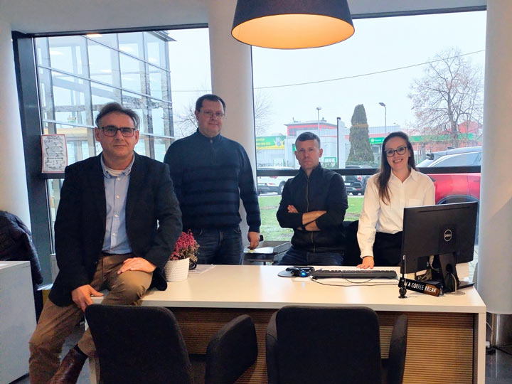 Zespół serwisu Dixi-Car Plaza