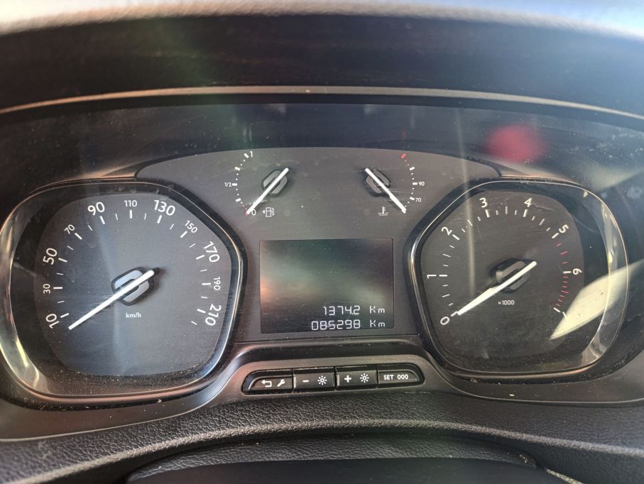 NOWA LOKALIZACJA Citroen Jumpy drive XL 2.0 HDI 150 KM Vat23% 12