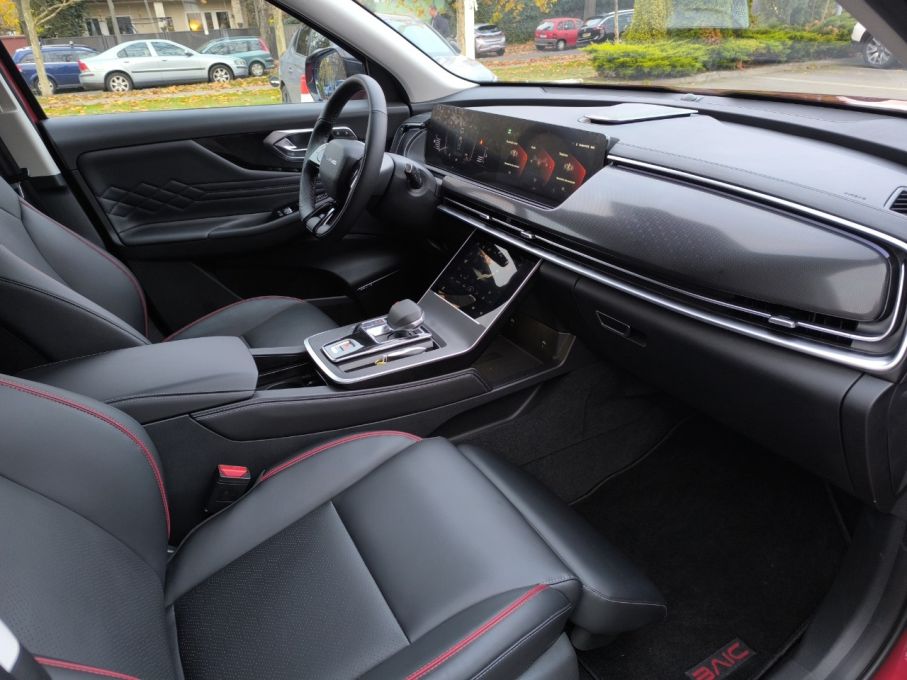 BAIC Beijing 7 Luxury+Comfort 1.5 177KM AT7 2WD 10