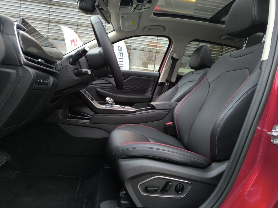 BAIC Beijing 7 Luxury+Comfort 1.5 177KM AT7 2WD 24