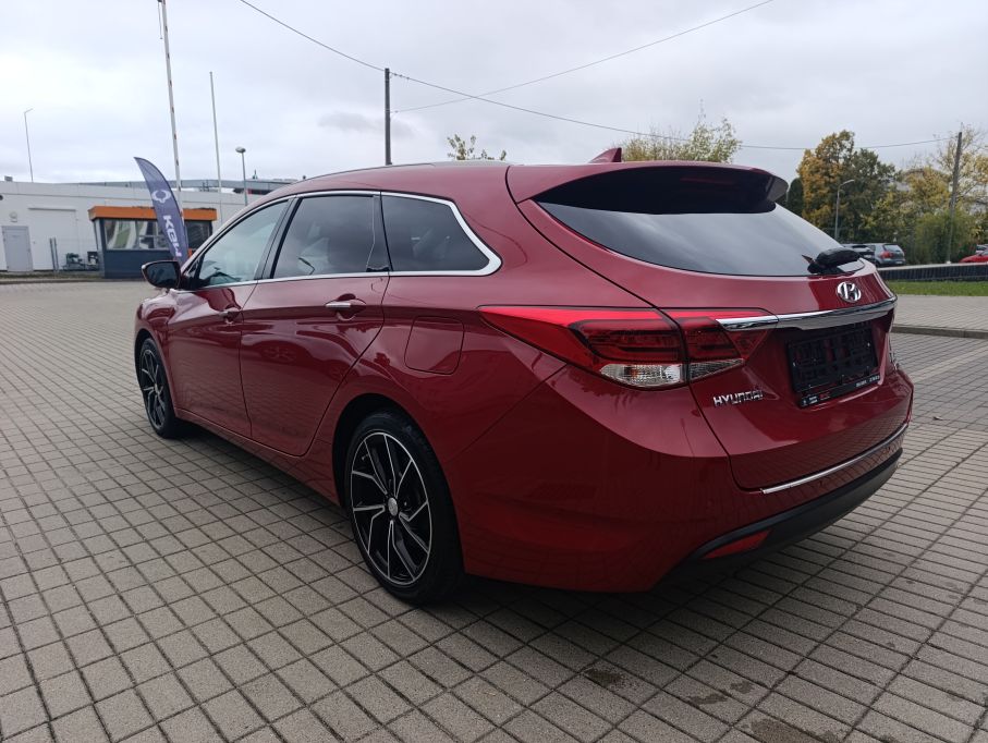 NOWA LOKALIZACJA HYUNDAI I40 1,6 CRDI 136 KM Full Opcja Nioski Przebieg Gwarancja 10