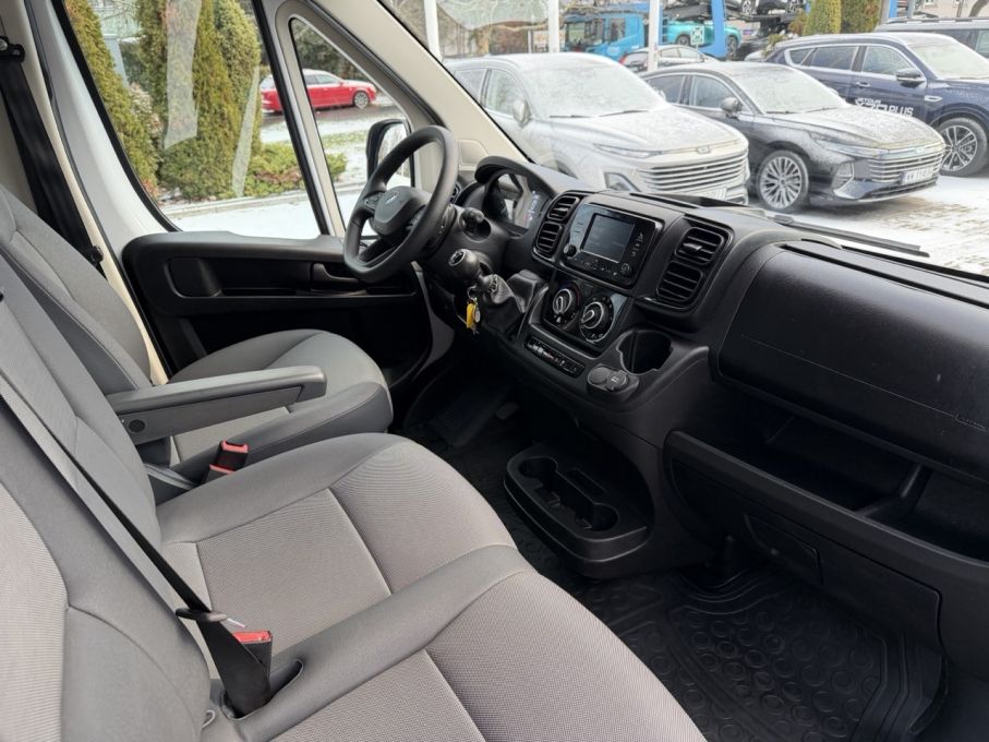 Peugeot Boxer L4 Brygadówka, 2,2 HDI 140KM, 7 osób, kamera cofania, jak nowy 13