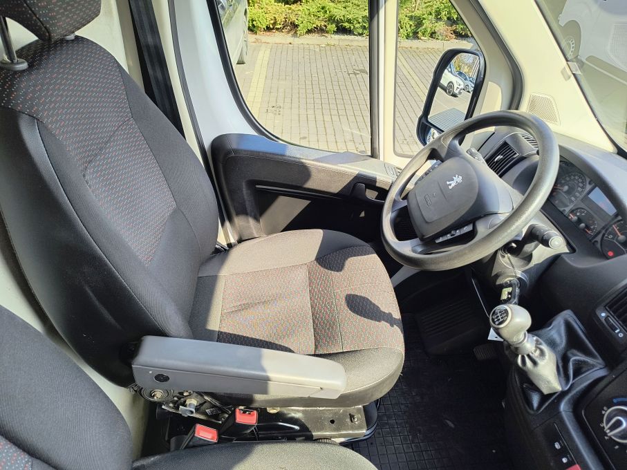 NOWA LOKALIZACJA Peugeot Boxer 335 2.2 HDI 165KM L3H2 Premium Salon PL Vat23% 13