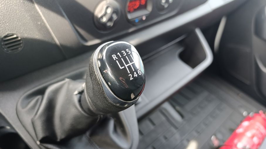 Nissan NV400 2.3dci L3H2 Navi Kamera Climatronic Niski Przebieg Vat23 6