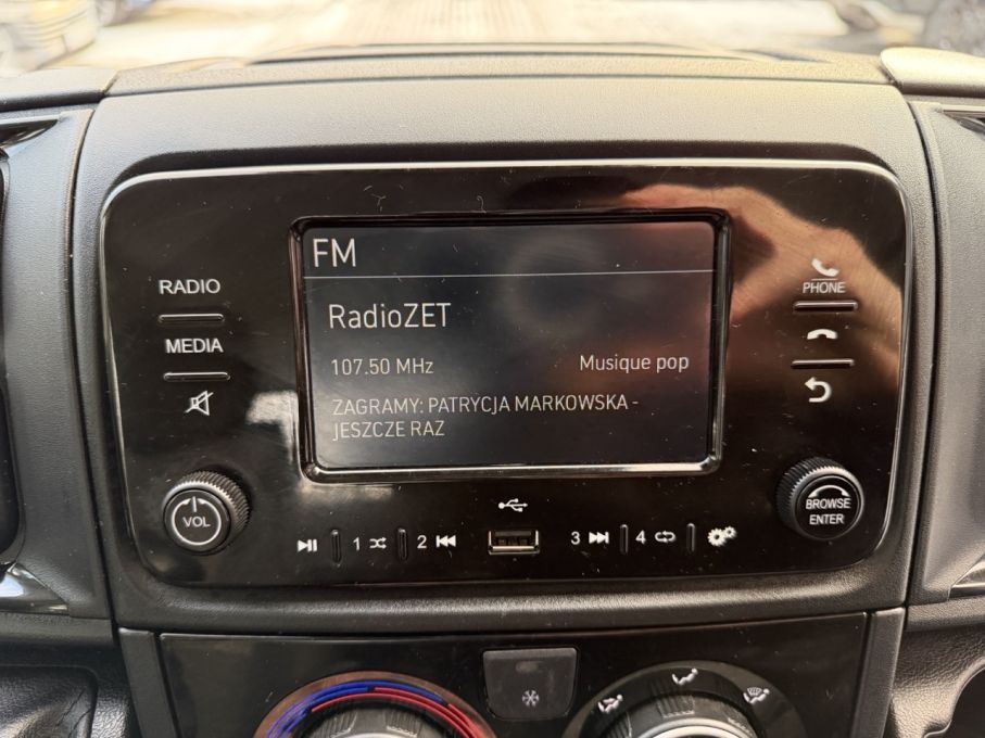 Peugeot Boxer L4 Brygadówka, 2,2 HDI 140KM, 7 osób, kamera cofania, jak nowy 17