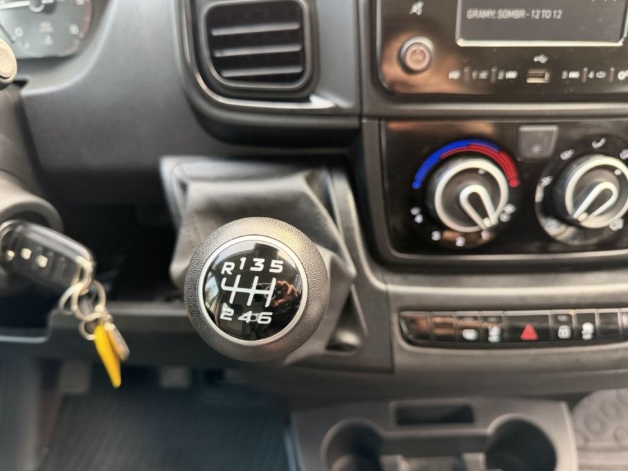 Peugeot Boxer L4 Brygadówka, 2,2 HDI 140KM, 7 osób, kamera cofania, jak nowy 18