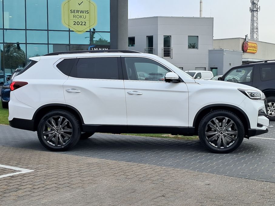 SsangYong Rexton Diesel 2.2 8AT 4x4 202KM Black Edition 4