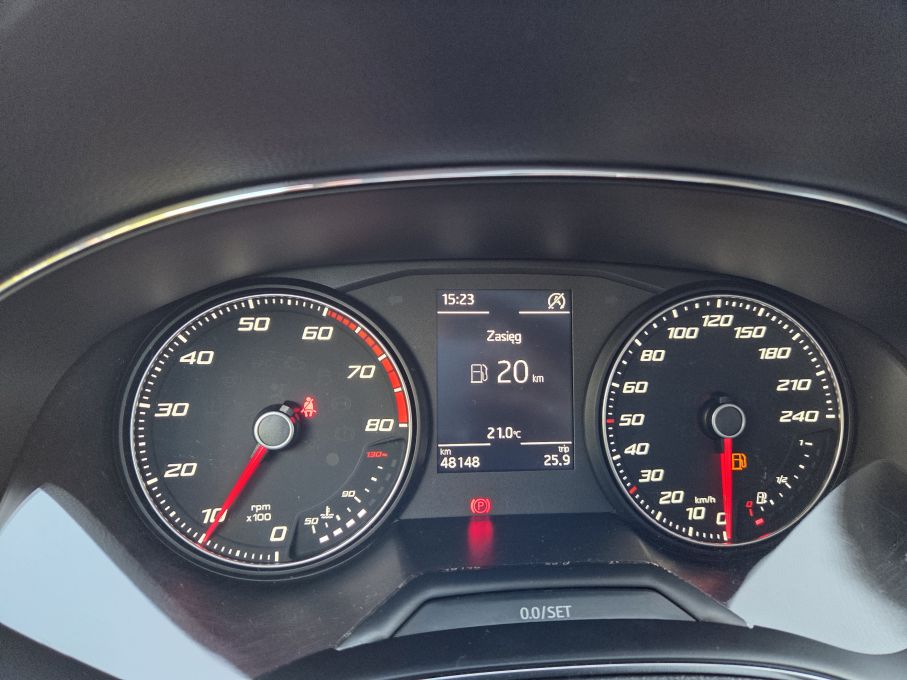SEAT ARONA STYLE 1.0 TSI 115 KM SALON NISKI PRZEBIEG 18