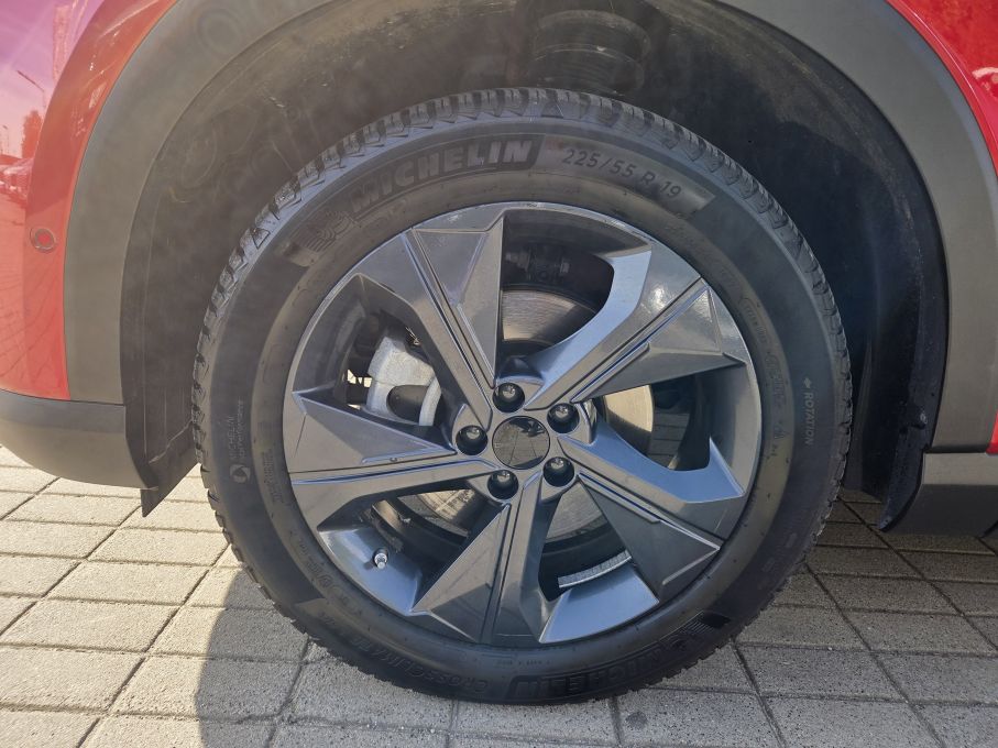 Beijing BAIC 5 1.5T 177KM automat LUXURY salon PL 10