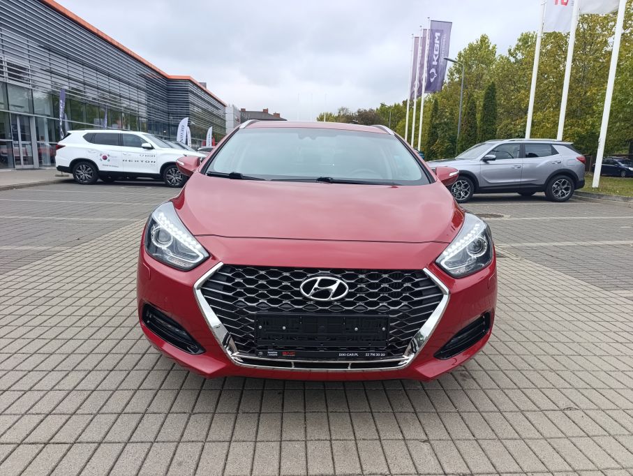 NOWA LOKALIZACJA HYUNDAI I40 1,6 CRDI 136 KM Full Opcja Nioski Przebieg Gwarancja 5