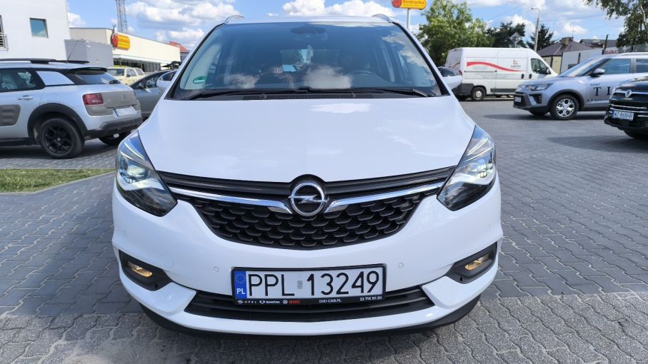 Opel Zafira C Lift 1.6T Automat Niski Przebieg Nowy Model Full Opcja 5