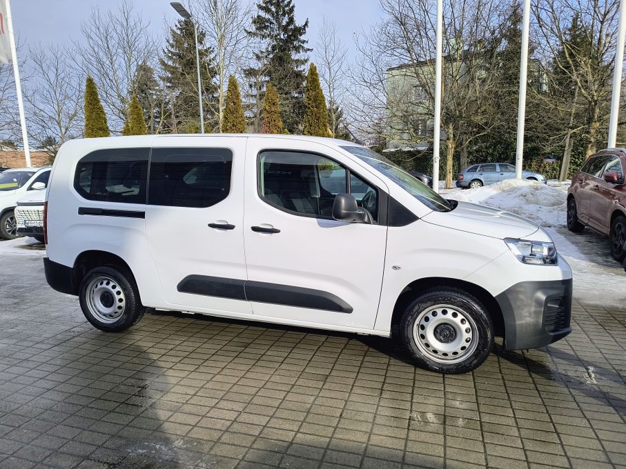 NOWA LOKALIZACJA Citroen Berlingo 1.5 hdi Niski Przebieg Nowy rozrząd Gwarancja Vat23% 7