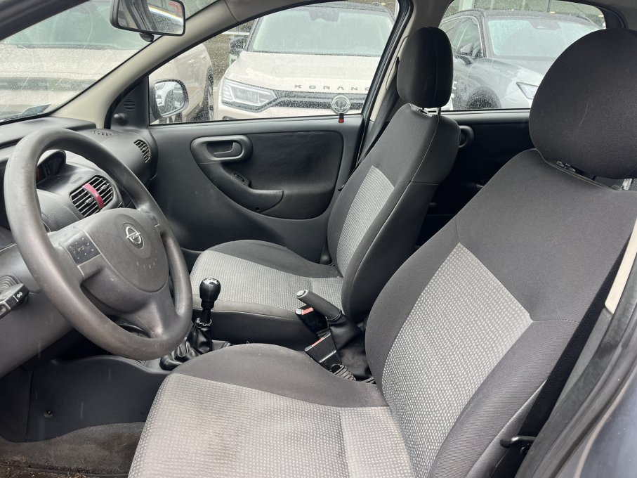 Opel Corsa C, 1.2 80KM, Niski potwierdzony przebieg!!! 8