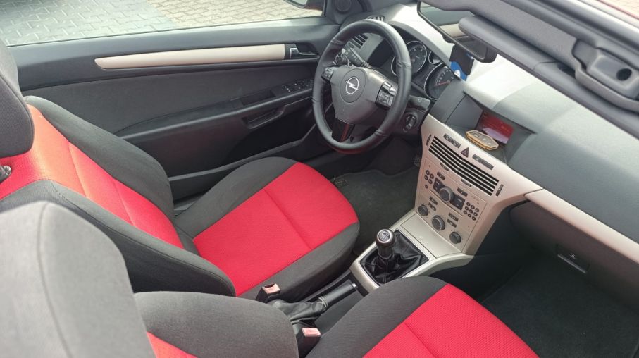 Opel Astra III Twintop, Cabrio, 1,9 CDTI 150 KM 12