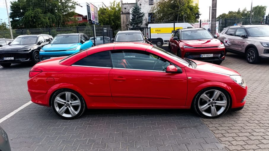 Opel Astra III Twintop, Cabrio, 1,9 CDTI 150 KM 2