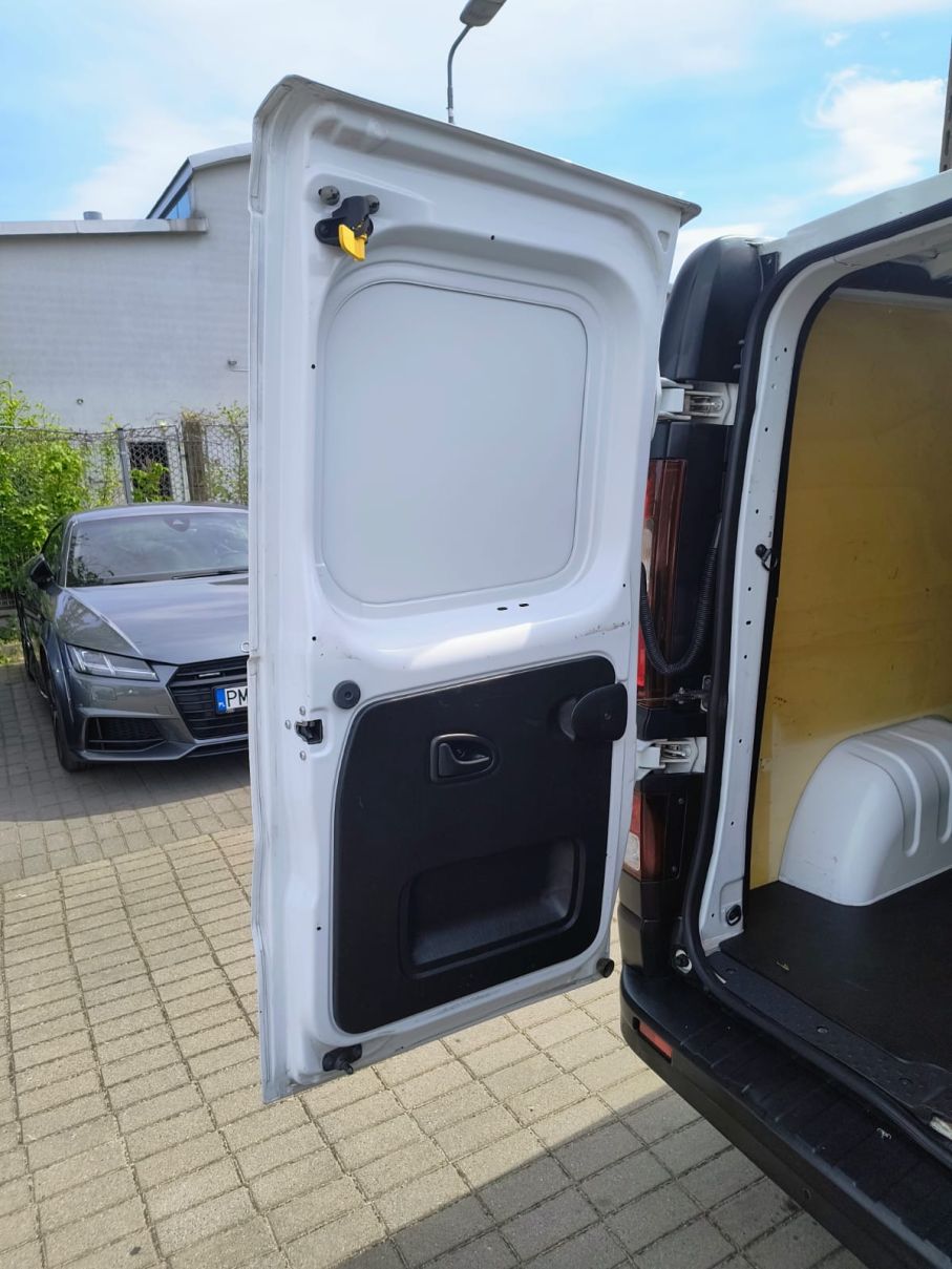 Renault Trafic  L2H1 1,6 CDTI 125 KM    14