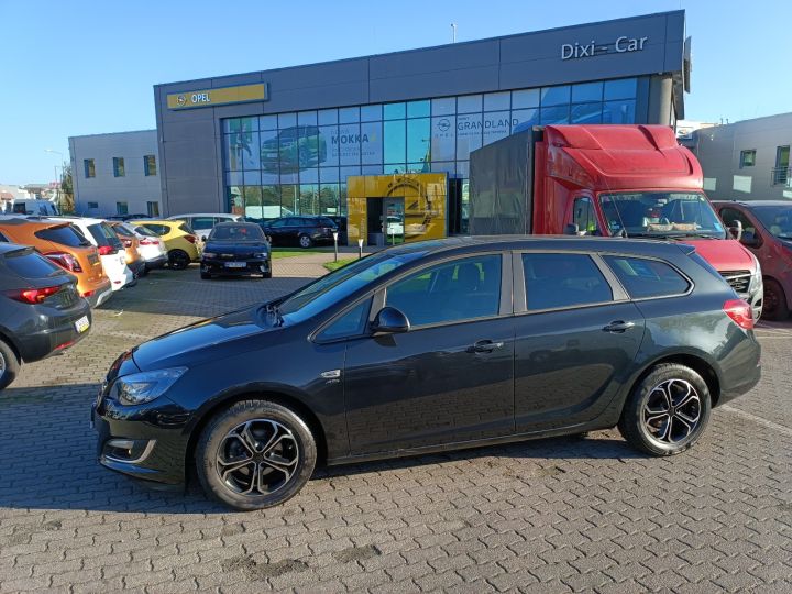 Opel Astra IV 1,4 Turbo 140KM,  Navi, klima auto, pakiet zimowy