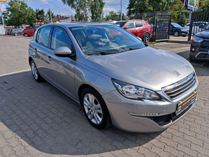 Peugeot 308 1.6 HDI Niski Przebieg Nawigacja Bezwypadkowy Serwis ASO Gwarancja VAT23% 4