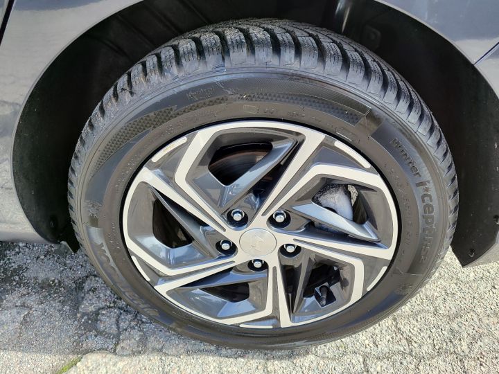 Hyundai i30 1.5 110KM Salon PL Bogata Opcja Bezwypadkowy Gwarancja Fabryczna 9