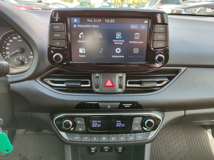 Hyundai i30 1.5 110KM Salon PL Bogata Opcja Bezwypadkowy Gwarancja Fabryczna 17