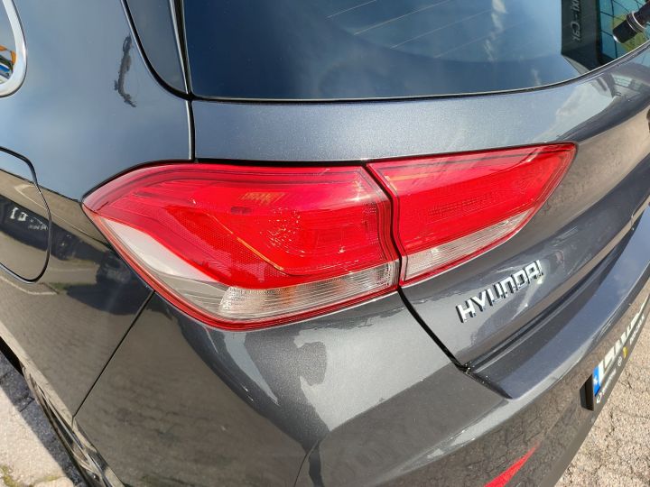 Hyundai i30 1.5 110KM Salon PL Bogata Opcja Bezwypadkowy Gwarancja Fabryczna 23