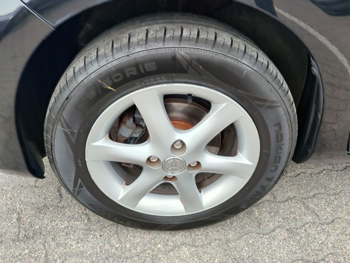 Toyota Yaris 1.3 benzyna Kamera Niski Przebieg Gwarancja 9