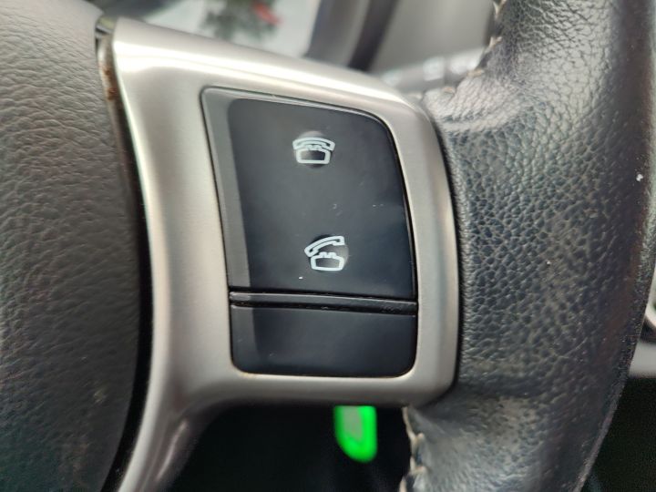 Toyota Yaris 1.3 benzyna Kamera Niski Przebieg Gwarancja 18