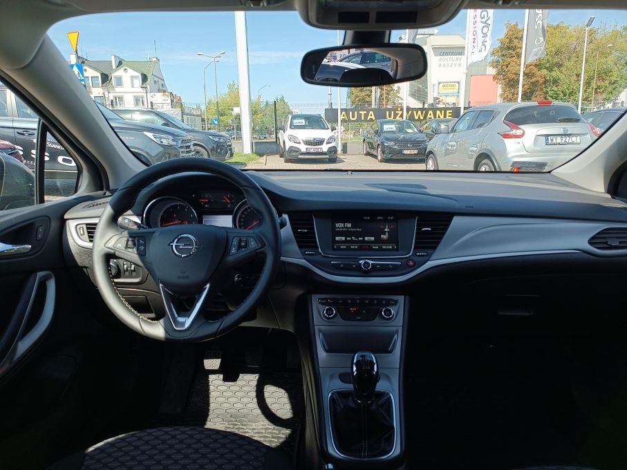 Opel Astra V 1.4T  Niski Przebieg Serwis ASO Gwarancja Salon PL 12