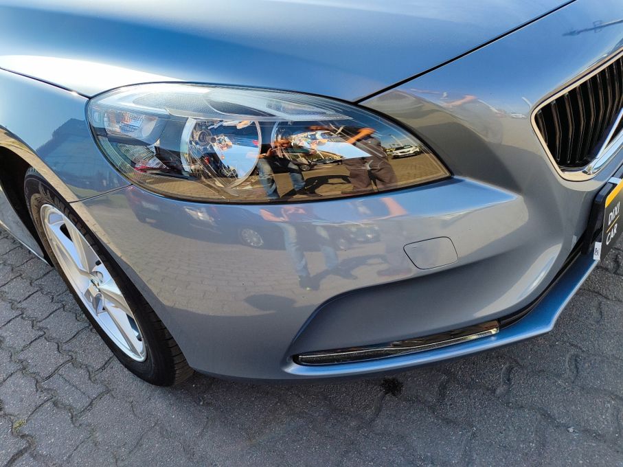 VOLVO V40 2.0 D2 120 KM BEZWYPADKOWY NISKI PRZEBIEG 5