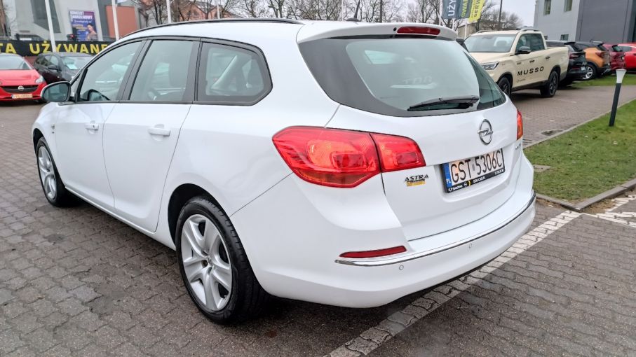 Opel Astra IV Sports Tourer 1,4 Turbo 120KM, pakiet zimowy, klima auto 9