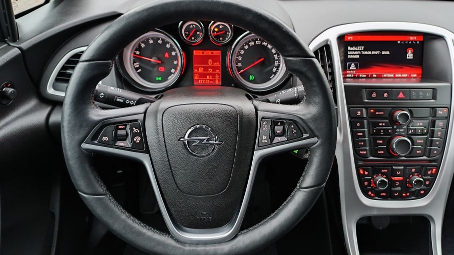 Opel Astra IV Sports Tourer 1,4 Turbo 120KM, pakiet zimowy, klima auto 19