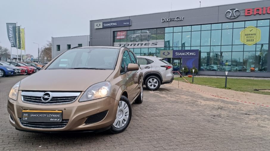 Opel Zafira B 1.8 140KM Navi Bluetooth Serwis Gwarancja 7 osobowa