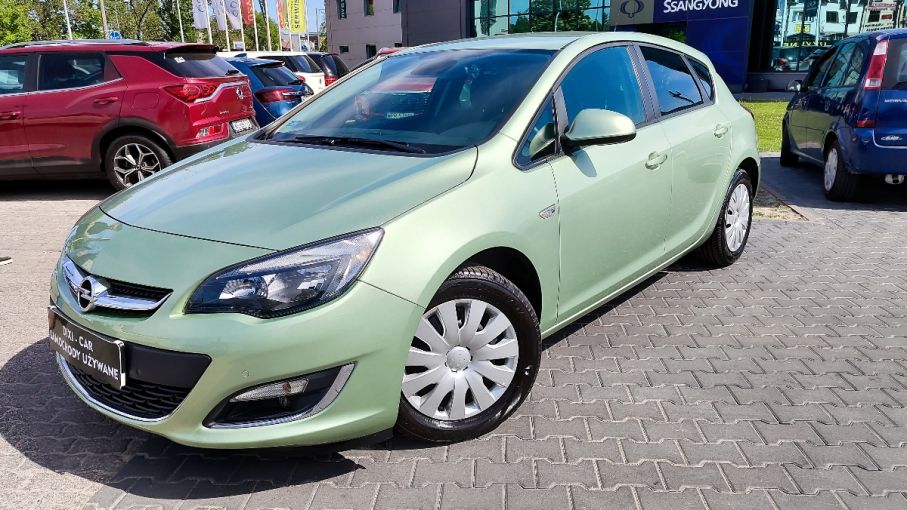 Opel Astra IV 1.4T 120KM LIFT Niski Przebieg Zadbana Gwarancja Polecamy !!! 2