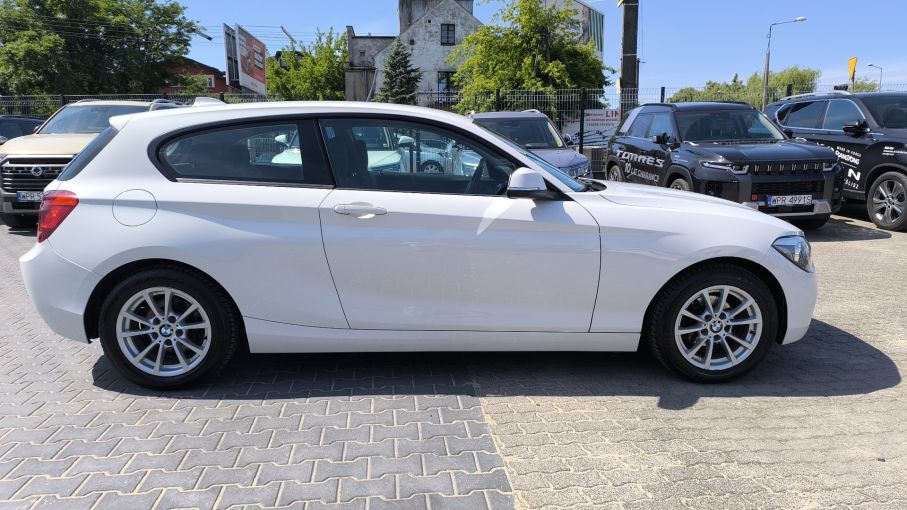 BMW 118D F20 2,0 diesel 143KM, klima auto, bluetooth, czujniki, rej.2013 6