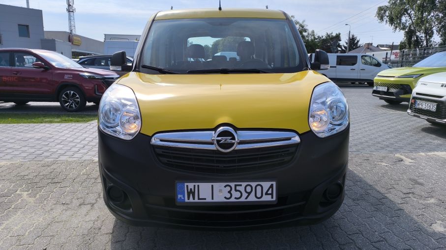 Opel Combo Tour 1.4 benzyna 90KM, Bardzo niski przebieg, 26.000km VAT23 4