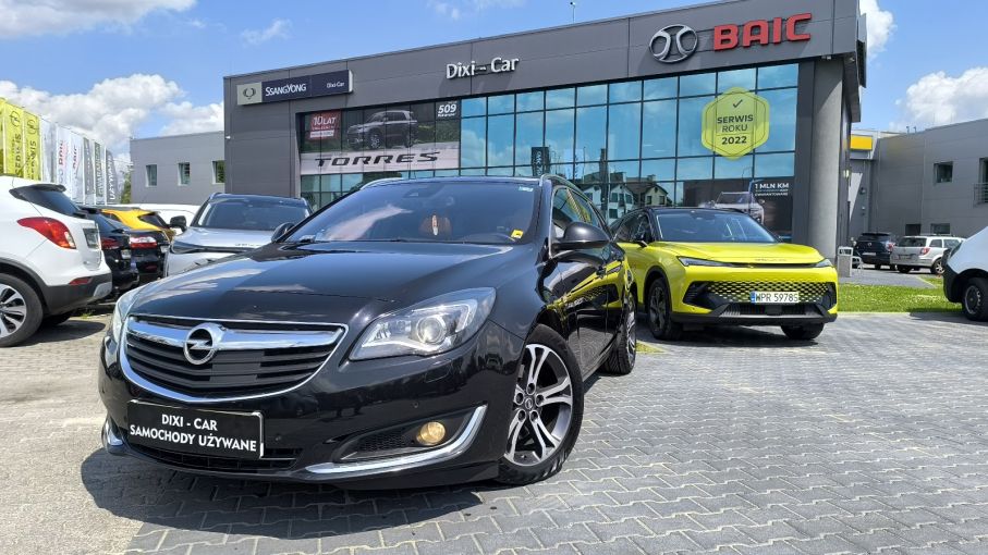 Opel Insignia A FL Sports Tourer, Skóra, ACC, Panorama, 4x4, salon PL