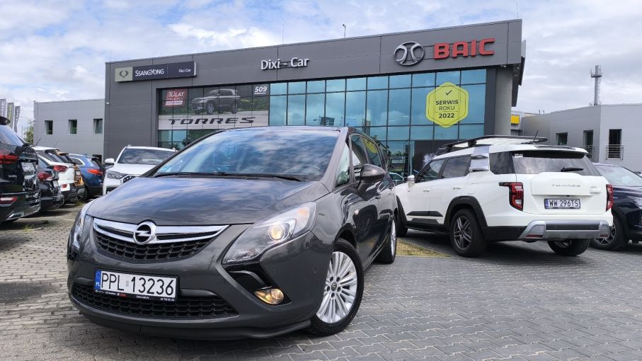 Opel Zafira C 1,4 Turbo 140KM, 7 osób, Navi, Kamera