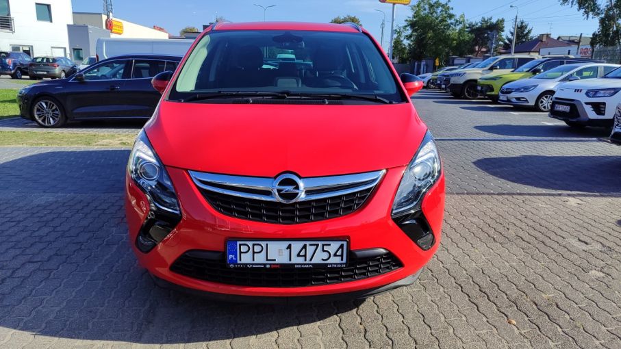 Opel Zafira C 1.4T 140 kM Xenon Navi Bogata opcja serwis ASO Gwarancja 5