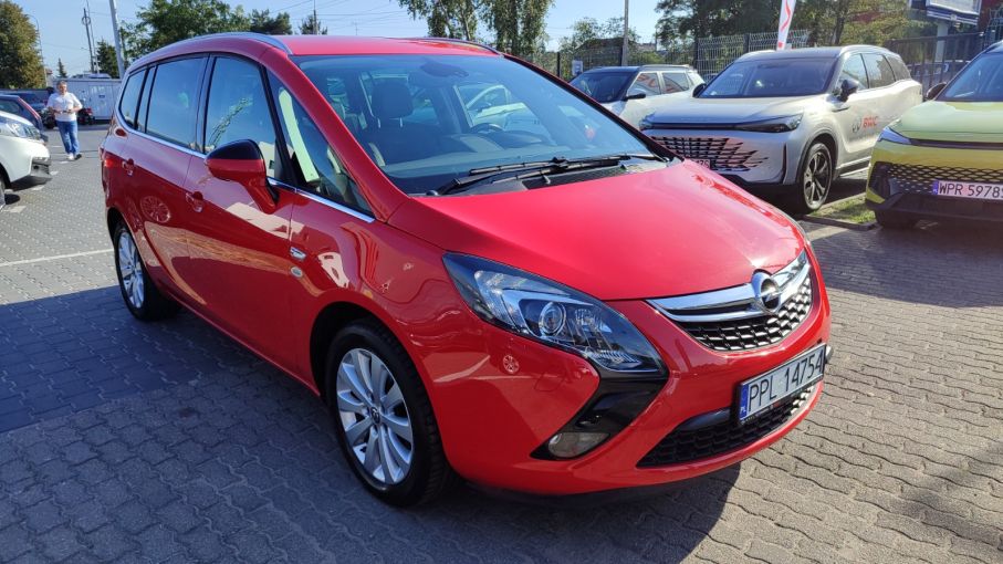 Opel Zafira C 1.4T 140 kM Xenon Navi Bogata opcja serwis ASO Gwarancja 6