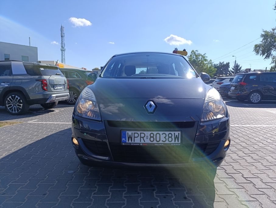 Renault Scenic 1,6 benzyna 110KM, Navi, klima 4