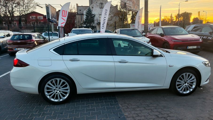 Oepl Insignia B 2.0cdti 170KM Innovation Perła Navi Kamera Ilux Led rej 2018r SalonPL 7