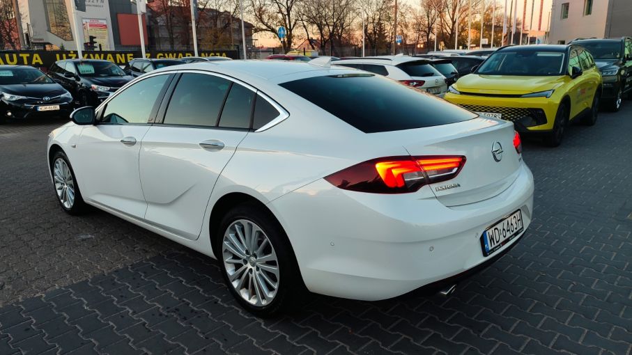 Oepl Insignia B 2.0cdti 170KM Innovation Perła Navi Kamera Ilux Led rej 2018r SalonPL 10