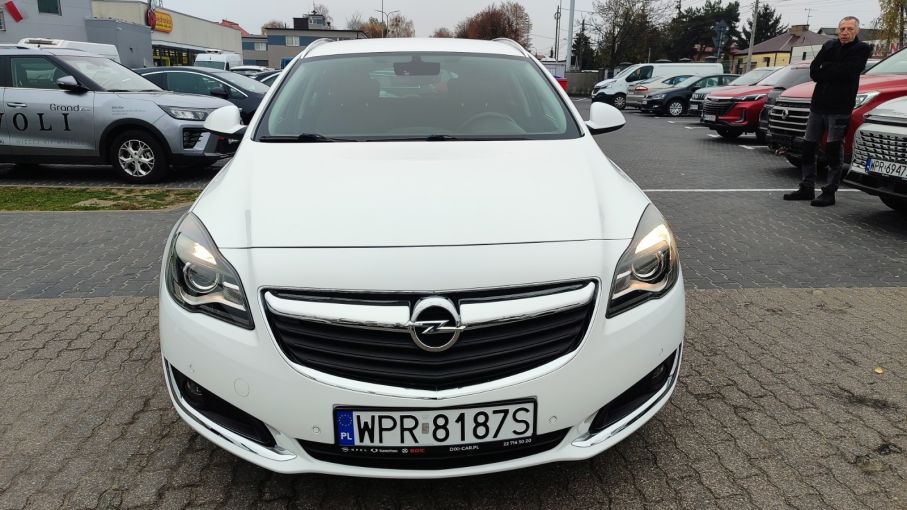 OPEL INSIGNIA SPORTS TOURER 1,6 CDTI 136 KM  5