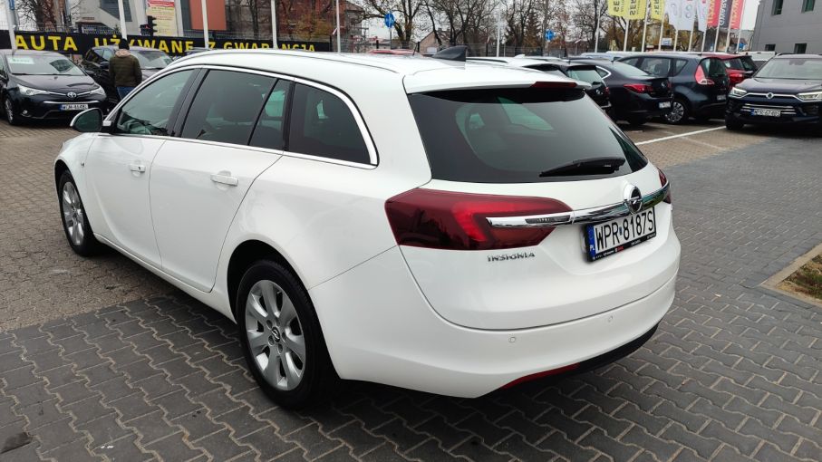 OPEL INSIGNIA SPORTS TOURER 1,6 CDTI 136 KM  10