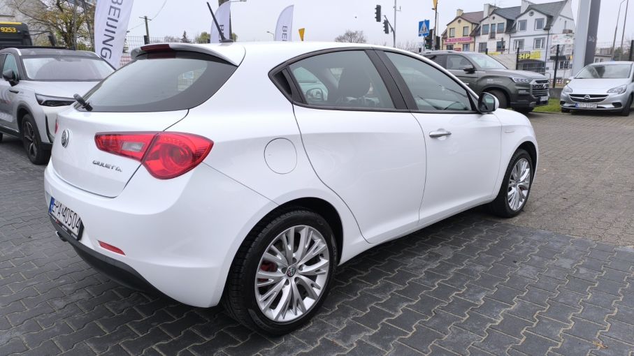 ALFA ROMEO GIULETTA 1,4 MULTIAIR 150 KM 9