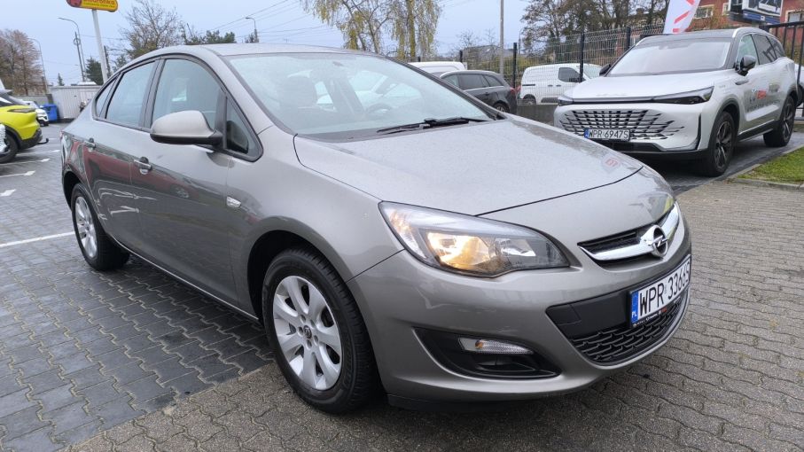 Opel Astra IV 1,4 Turbo 140KM, 4dr, Salon PL 5