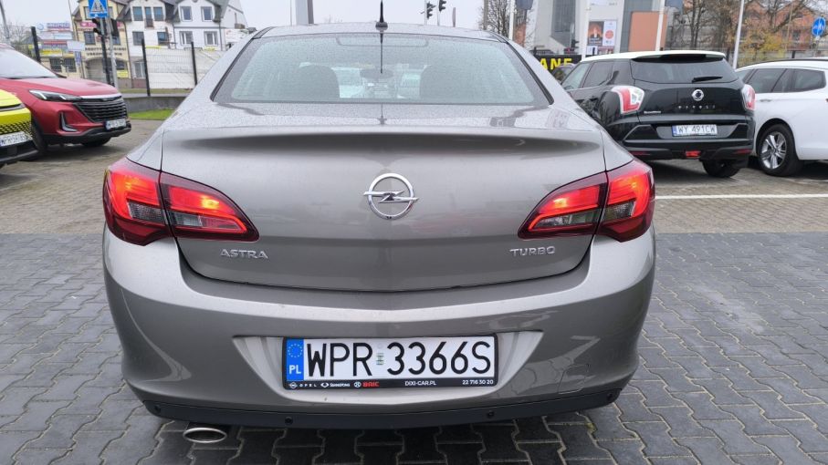 Opel Astra IV 1,4 Turbo 140KM, 4dr, Salon PL 8