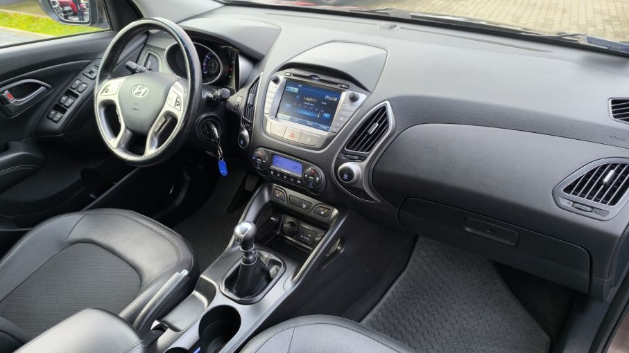Hyundai IX35 1,6 benzyna 135KM, podgrzewane fotele, kamera, navi, salon PL 13