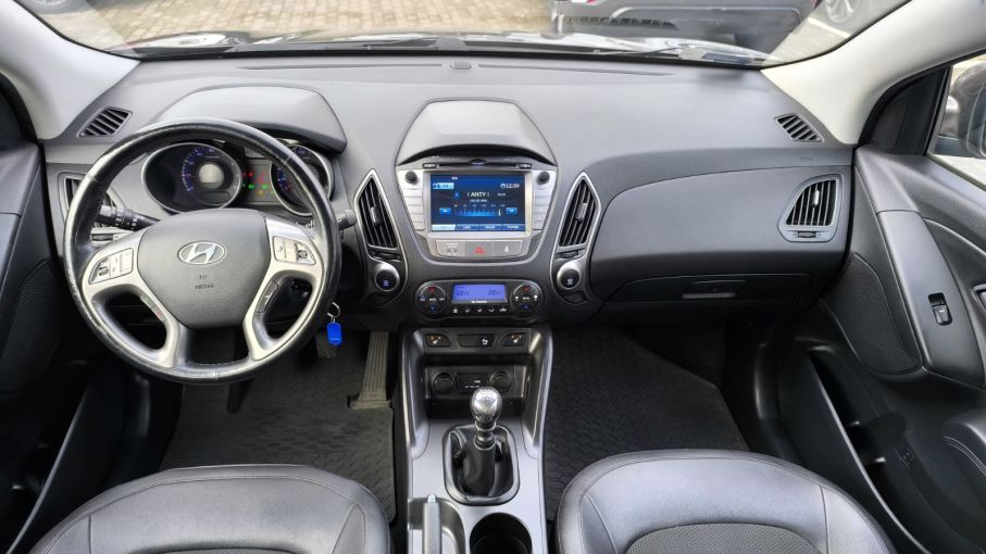 Hyundai IX35 1,6 benzyna 135KM, podgrzewane fotele, kamera, navi, salon PL 16